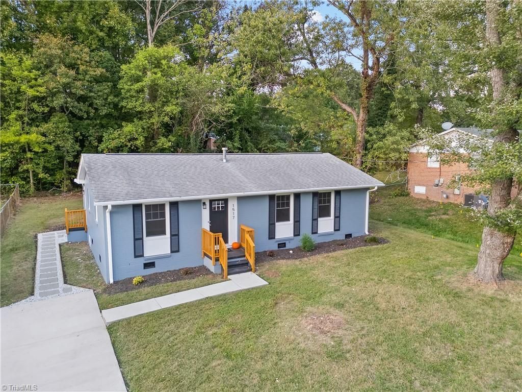 1517 Guest Street, Greensboro, NC 27405 Main Photo