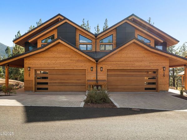 127 Sierra Colina Drive, Unit 19, Stateline, NV 89449