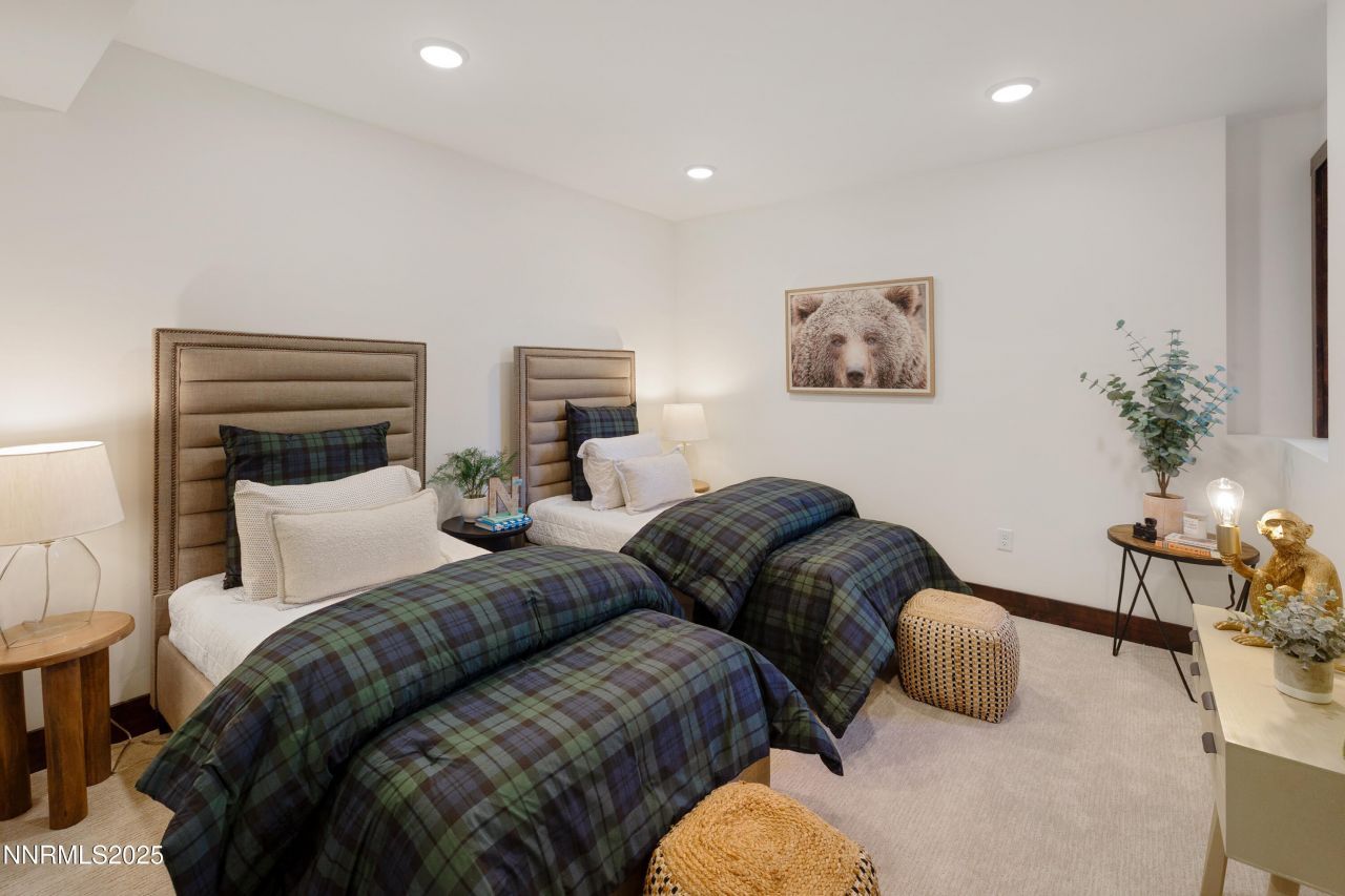 127 Sierra Colina Drive, Unit 19, Stateline, NV 89449 Photo