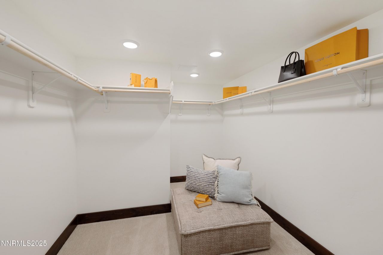 127 Sierra Colina Drive, Unit 19, Stateline, NV 89449 Photo