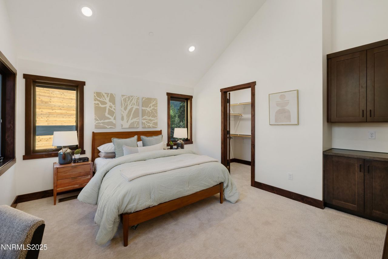 127 Sierra Colina Drive, Unit 19, Stateline, NV 89449 Photo