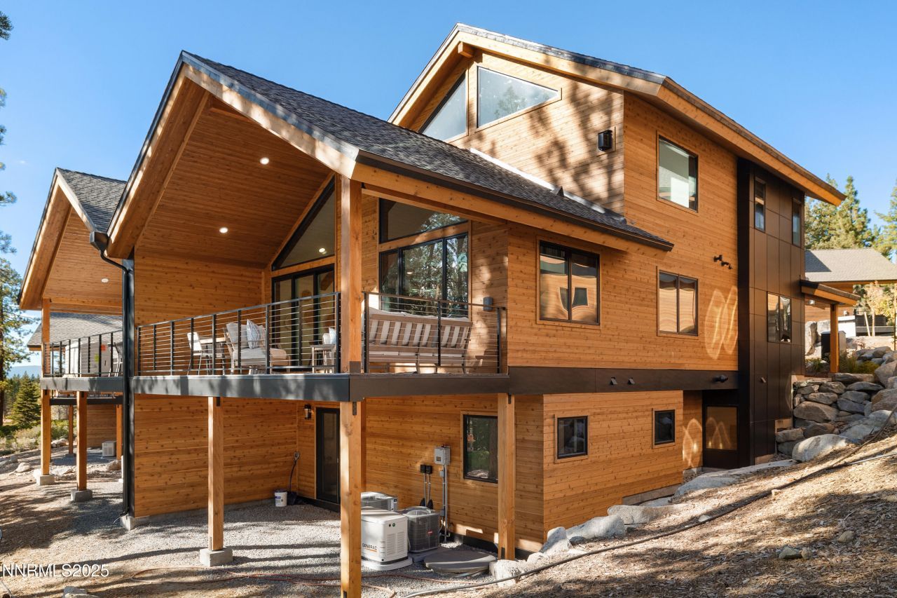 127 Sierra Colina Drive, Unit 19, Stateline, NV 89449 Photo