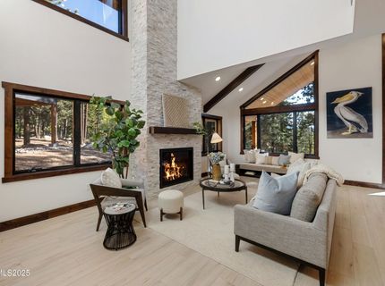 127 Sierra Colina Drive, Unit 19, Stateline, NV 89449 Photo