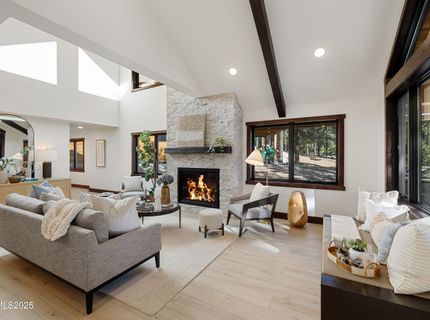 127 Sierra Colina Drive, Unit 19, Stateline, NV 89449 Photo