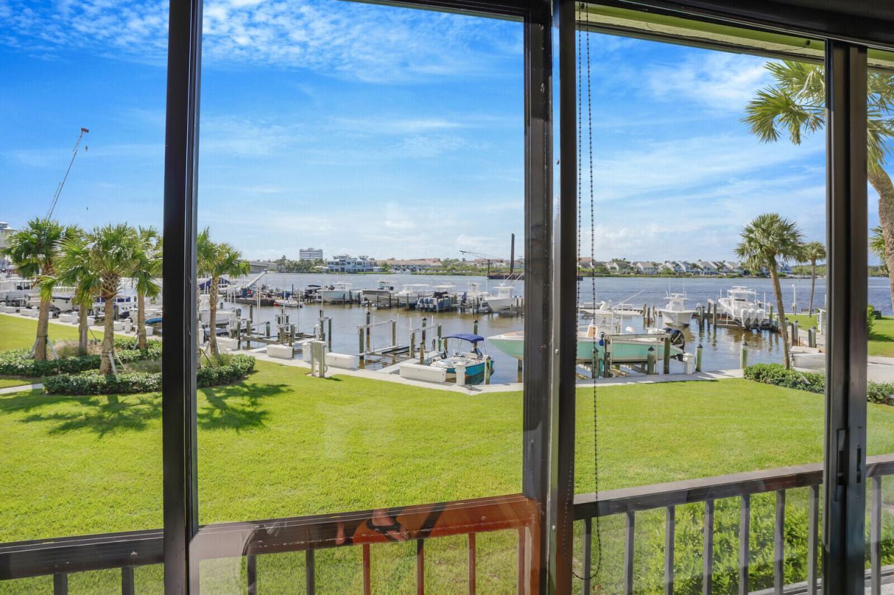 1648 Jupiter Cove Drive, Unit 209, Jupiter, FL 33469 Photo