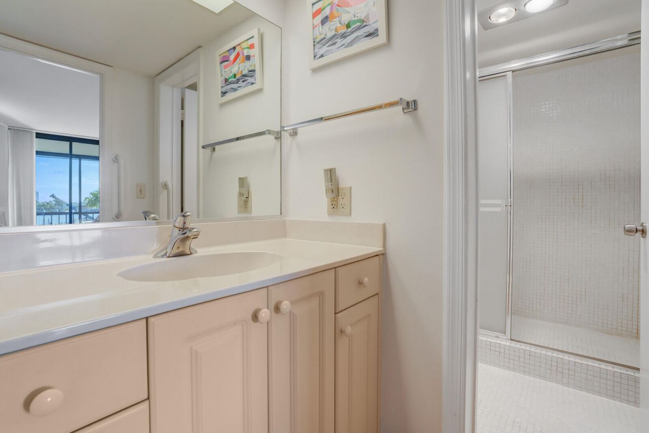 1648 Jupiter Cove Drive, Unit 209, Jupiter, FL 33469 Photo