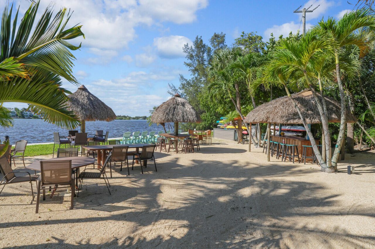 1648 Jupiter Cove Drive, Unit 209, Jupiter, FL 33469 Photo