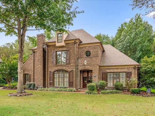 4597 WHISPER SPRING DR, Collierville, TN 38017