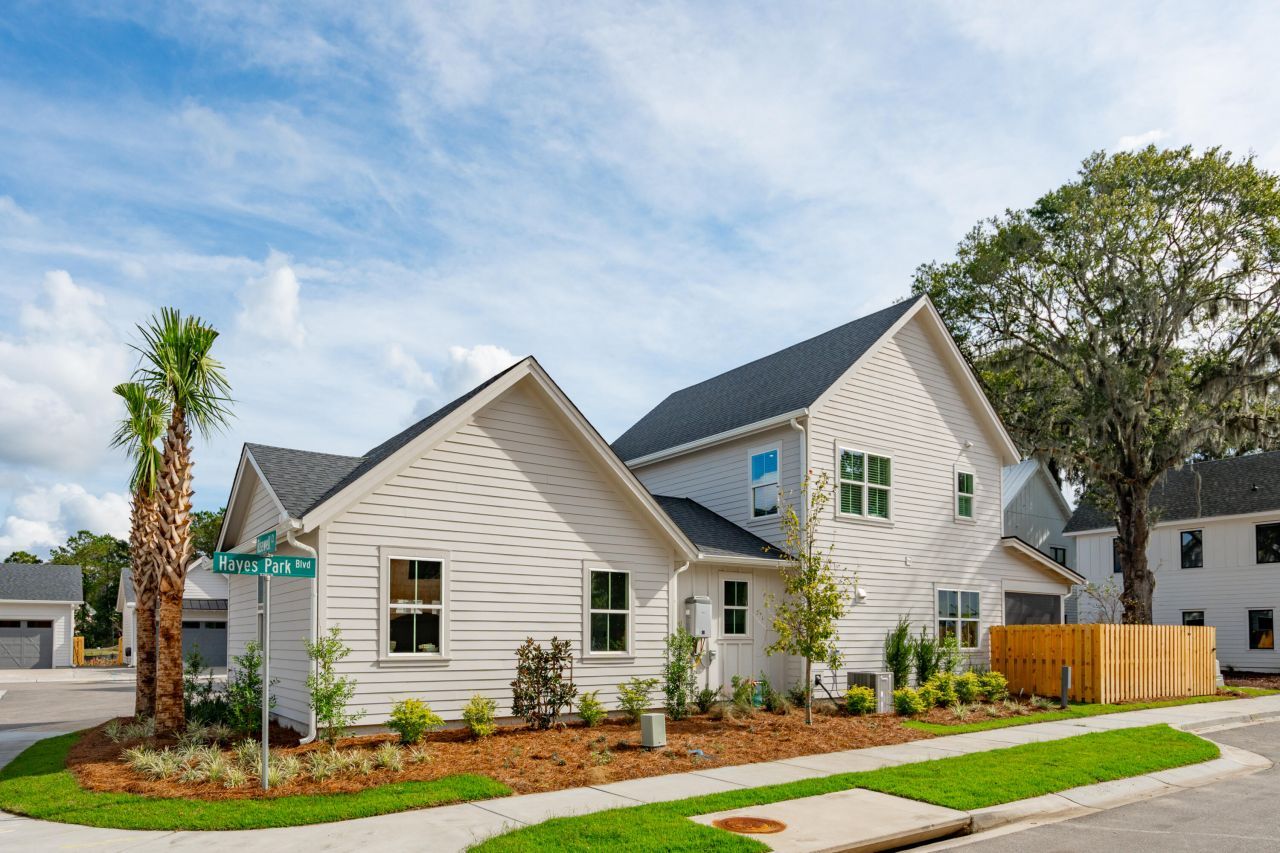 301 Livewell Court Photo 2