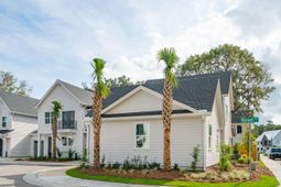 301 Livewell Court photo 4