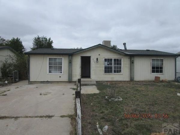 805 N 13th St, Rocky Ford, CO 81067