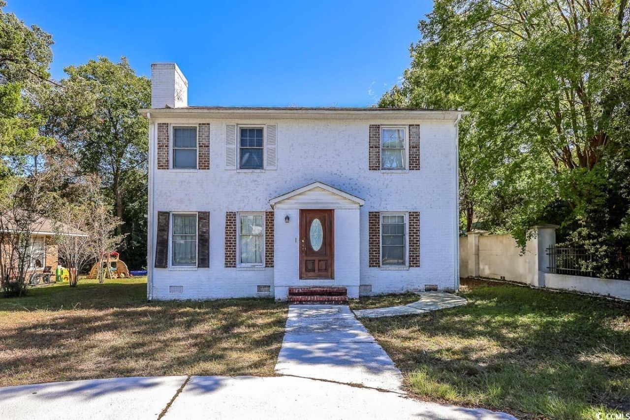 5704 N Kings Hwy. Photo 1