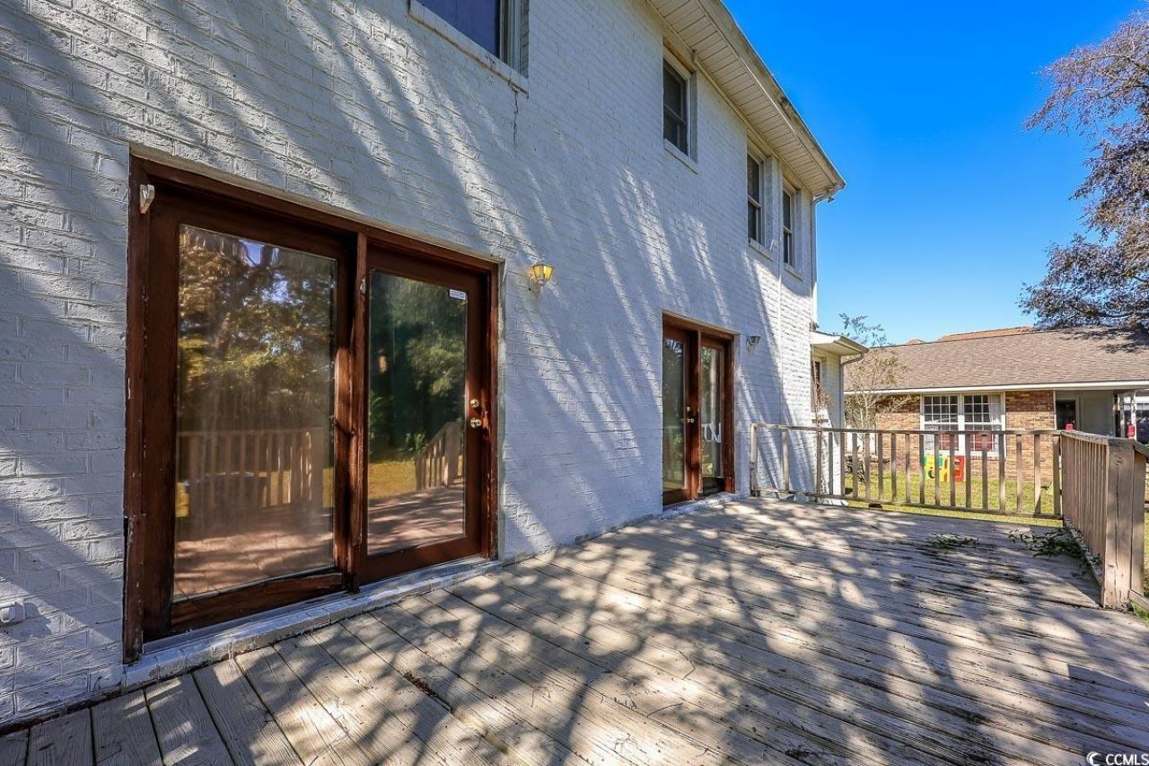 5704 N Kings Hwy. Photo 33