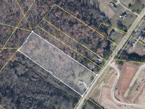 1123 Mountain Creek Road, Chattanooga, TN 37405