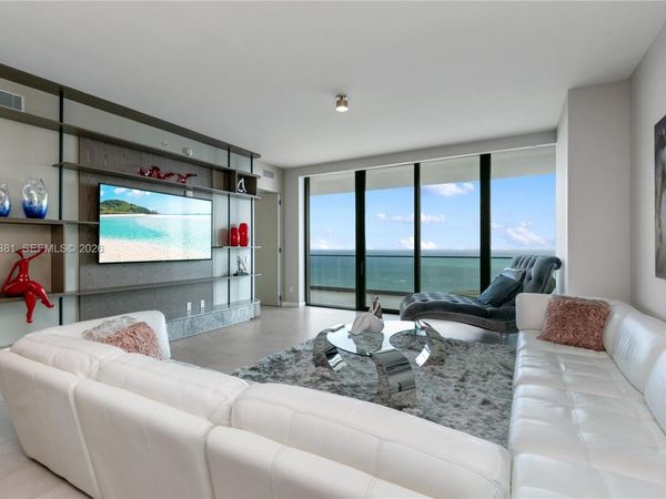 18975 Collins Ave, Unit 3402, Sunny Isles Beach, FL 33160