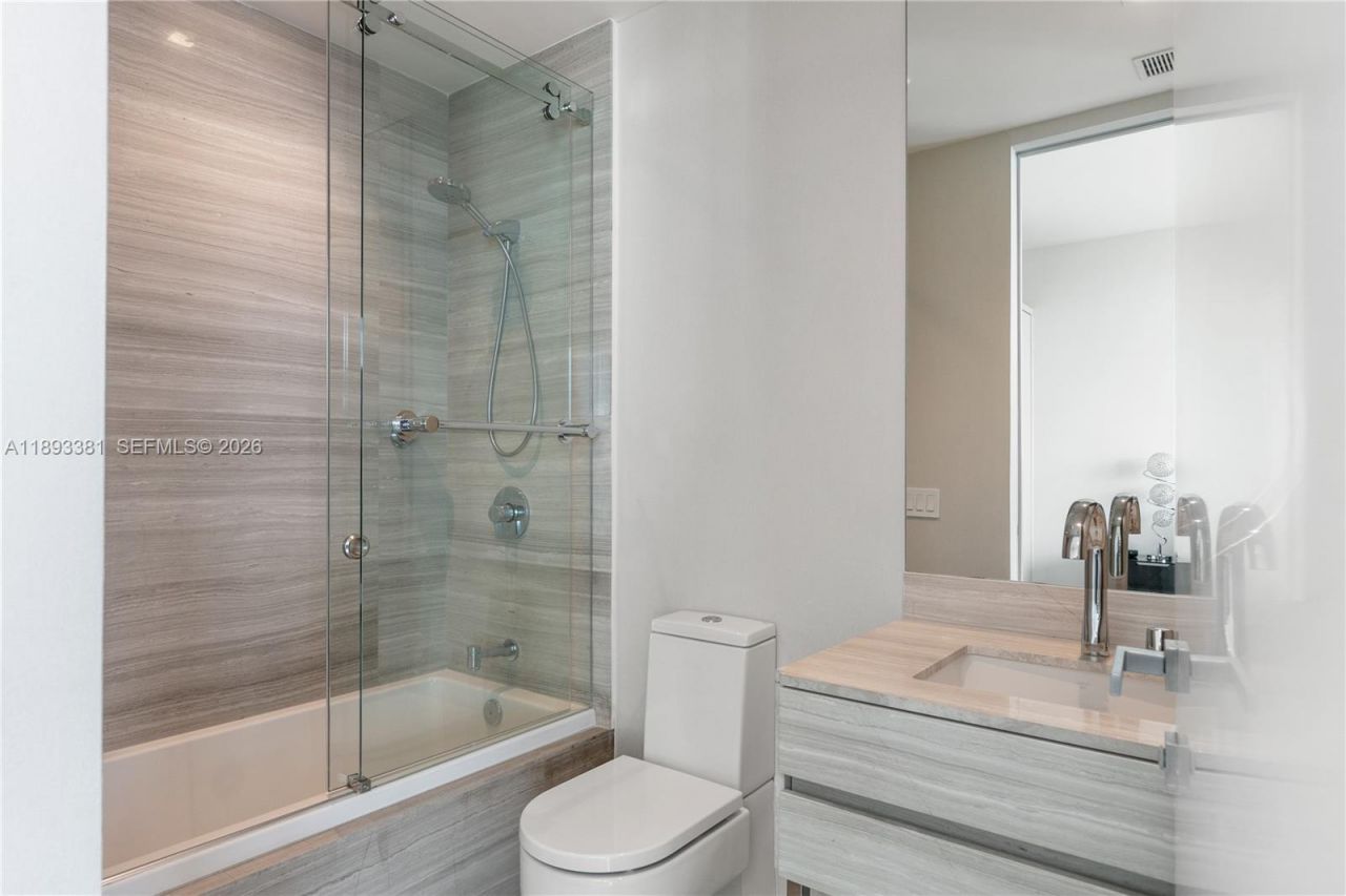 18975 Collins Ave, Unit 3402, Sunny Isles Beach, FL 33160 Photo