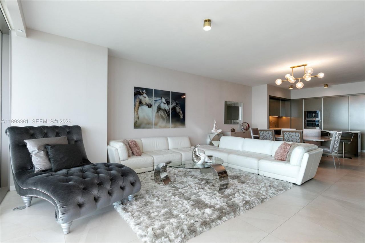 18975 Collins Ave, Unit 3402, Sunny Isles Beach, FL 33160 Photo