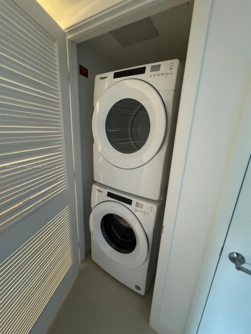 601 NE 1 Ave, Unit 3802, Miami, FL 33132 Photo