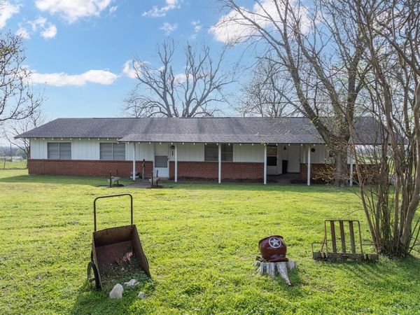 601 S Westminster, Tehuacana, TX 76686