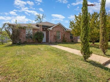 13444 Vida Lane, Dallas, TX 75253