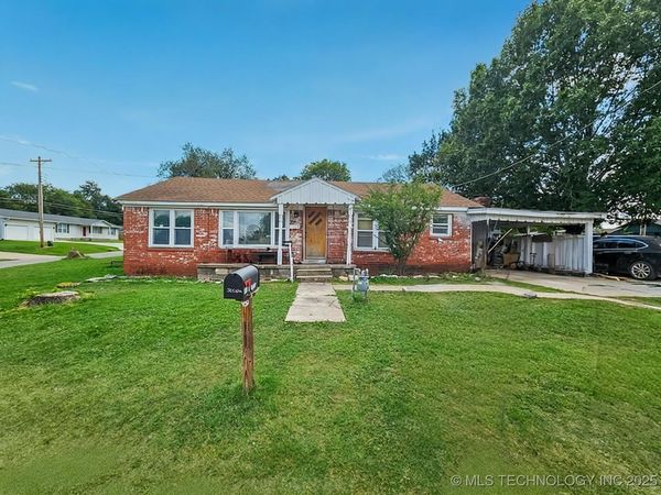 310 E Adler, Davis, OK 73030