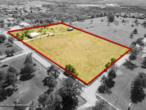 1490 State Highway Bb, Hollister, MO 65672