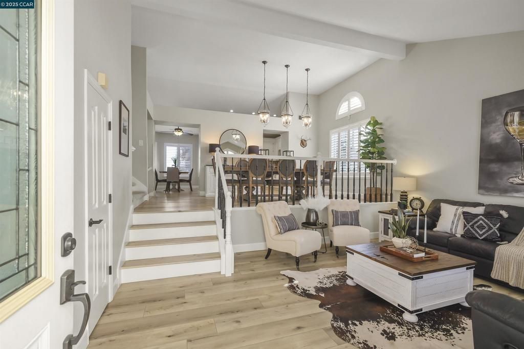 101 101 Silver Eagle Way, Vacaville, CA 95688 Main Photo