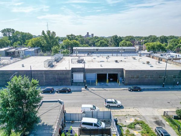2733 W Harrison Street, Chicago, IL 60612