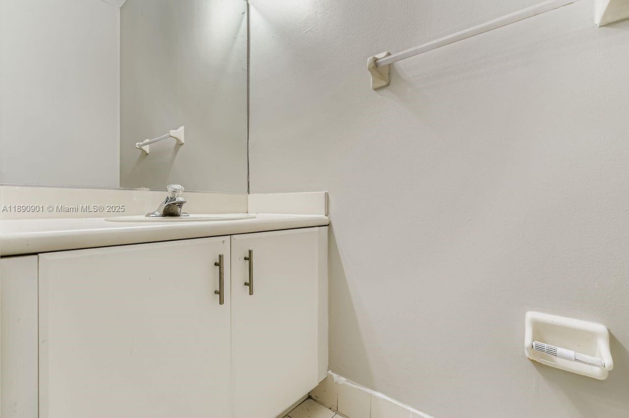 2015 SW 159th Ave, Miramar, FL 33027 Photo