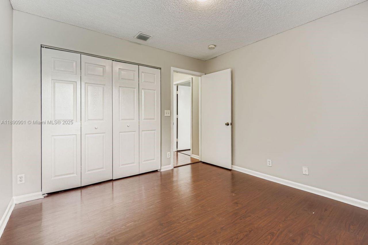 2015 SW 159th Ave, Miramar, FL 33027 Photo