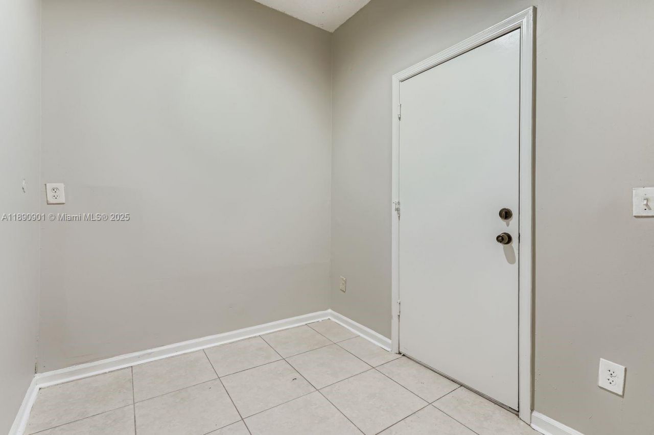 2015 SW 159th Ave, Miramar, FL 33027 Photo