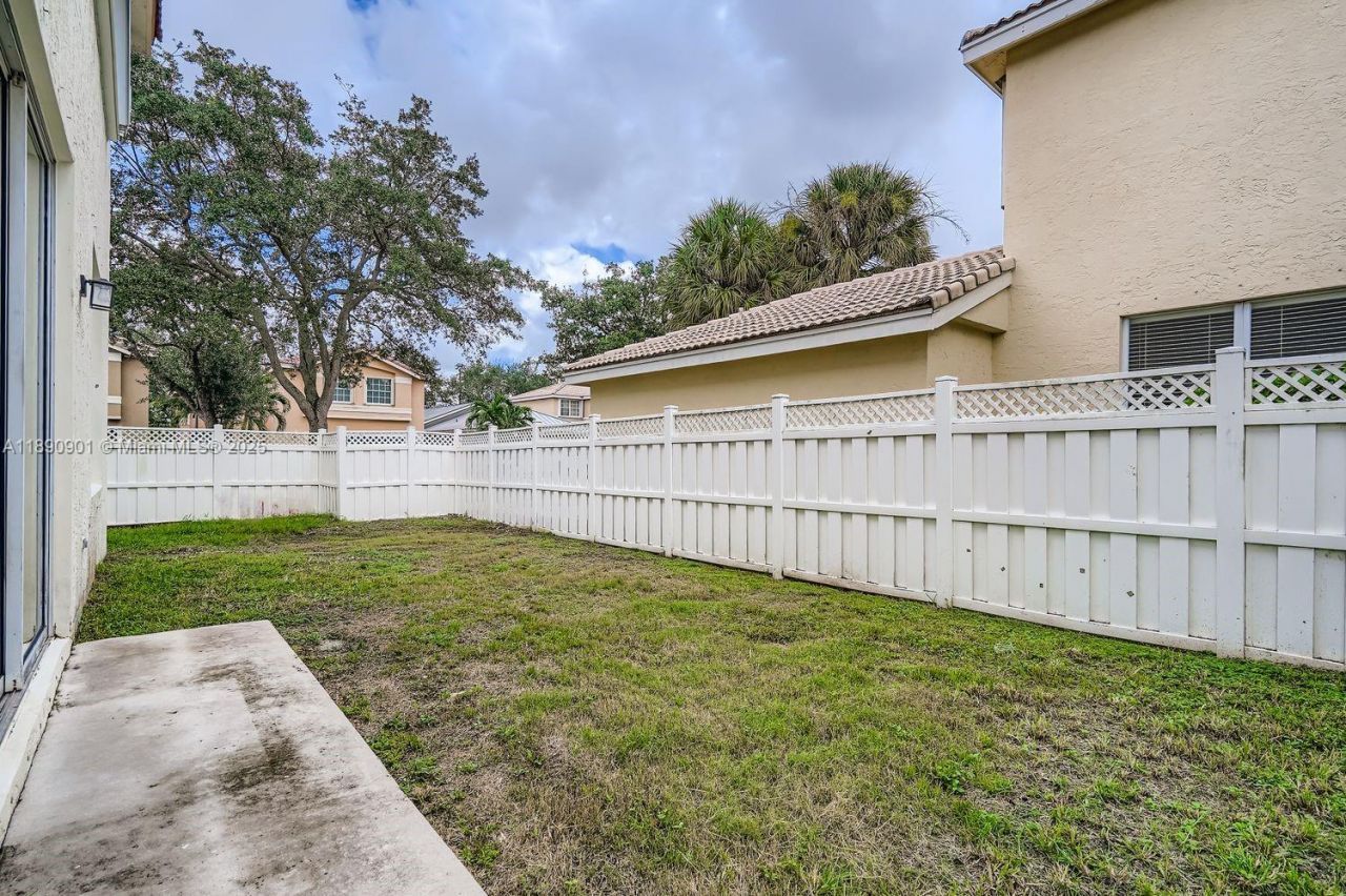 2015 SW 159th Ave, Miramar, FL 33027 Photo