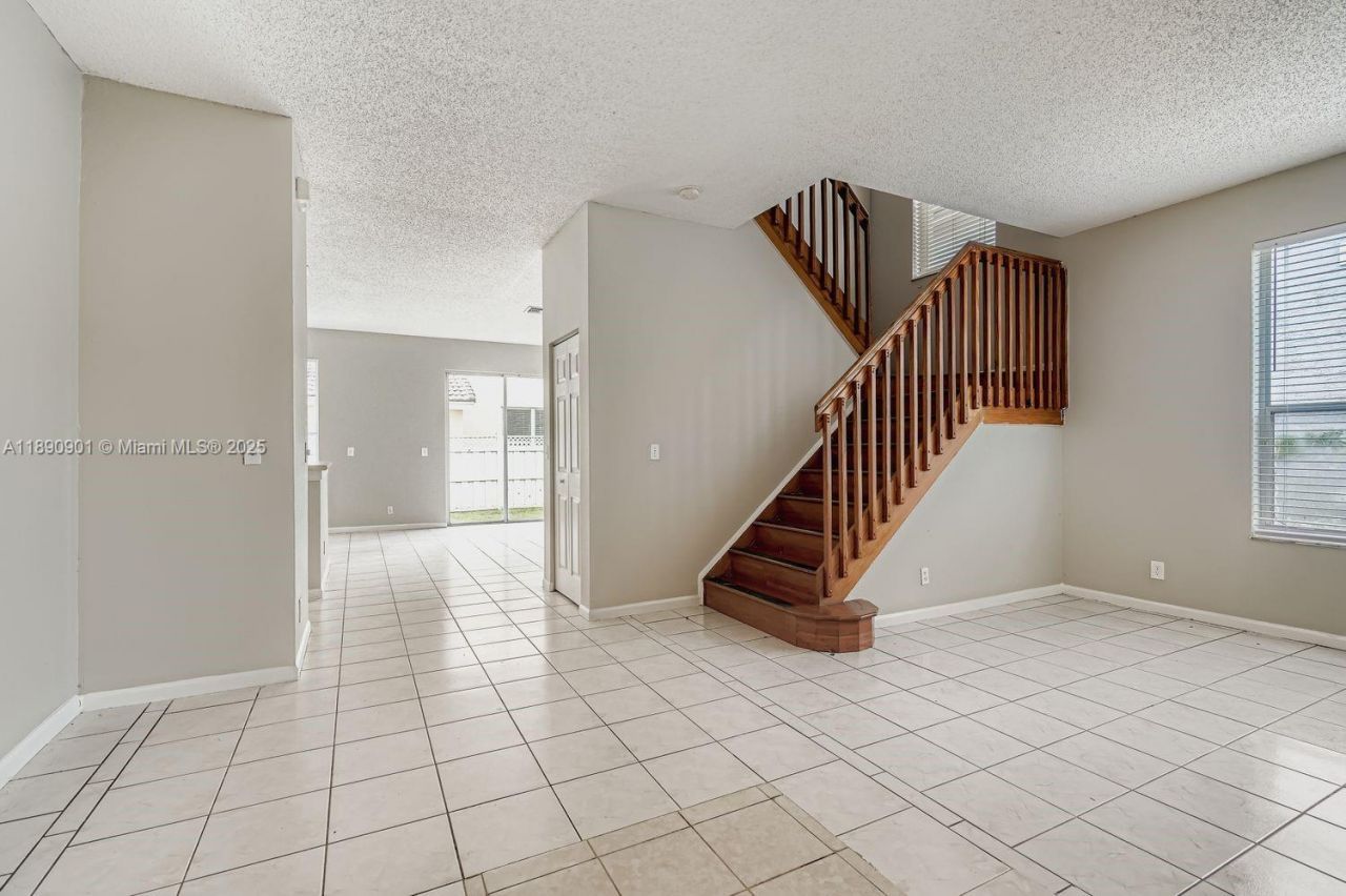 2015 SW 159th Ave, Miramar, FL 33027 Photo