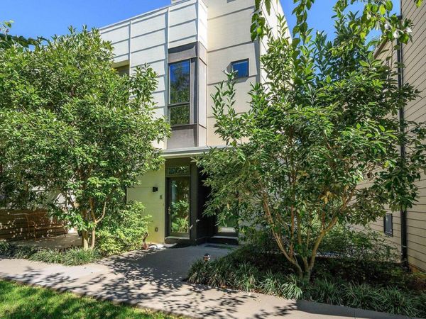 1130 HIGH ST E, Unit J, Charlottesville, VA 22902