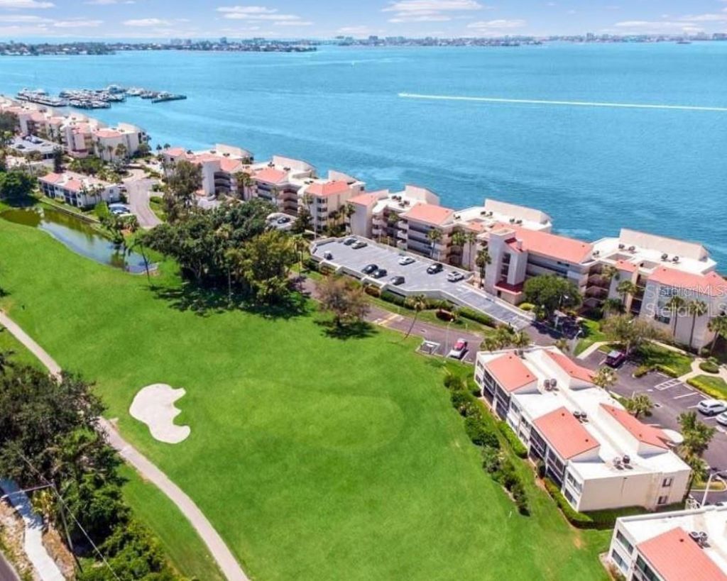 5532 Puerta Del Sol Boulevard S, Unit 136, Saint Petersburg, FL 33715 Photo