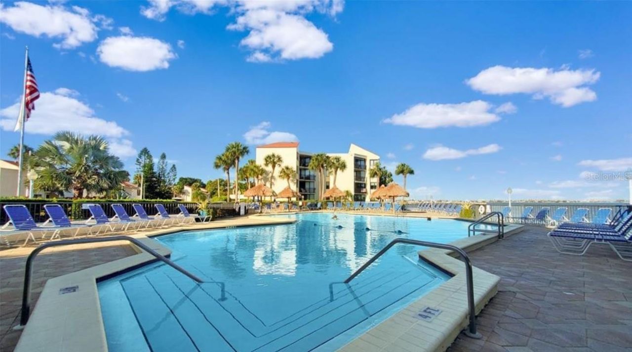 5532 Puerta Del Sol Boulevard S, Unit 136, Saint Petersburg, FL 33715 Photo