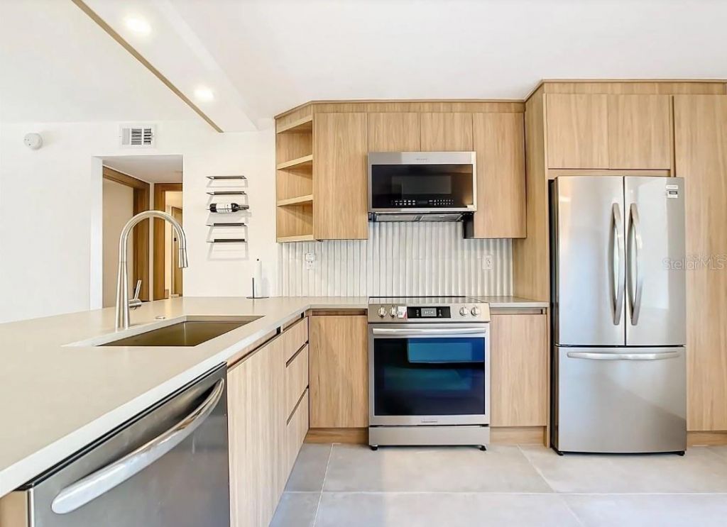 5532 Puerta Del Sol Boulevard S, Unit 136, Saint Petersburg, FL 33715 Photo