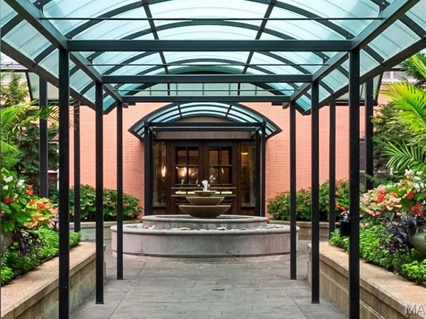 750 S Hanley Road, Unit 180, St Louis, MO 63105