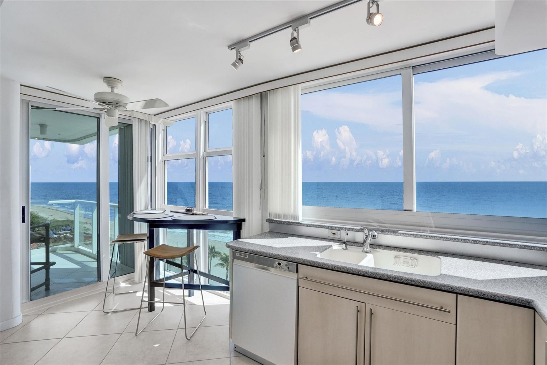 1360 S Ocean Boulevard, Unit 708, Pompano Beach, FL 33062 Photo