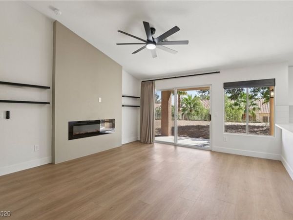 2548 Tumble Brook Drive, Las Vegas, NV 89134