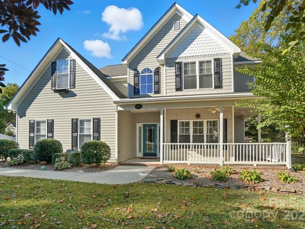 3633 Creek Ridge Drive, Denver, NC 28037