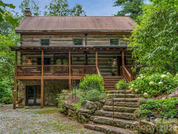 69 Dogwood Branch Lane, Zirconia, NC 28790