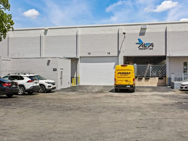 1700 NW 82nd Ave, Unit 1820, Doral, FL 33126