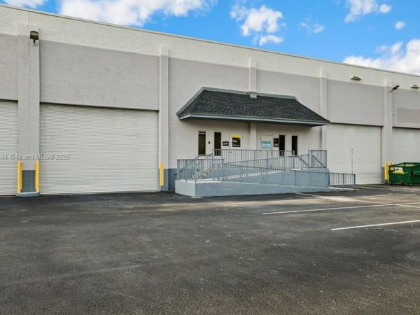 2273 NW 82nd Ave, Unit 2293, Doral, FL 33122