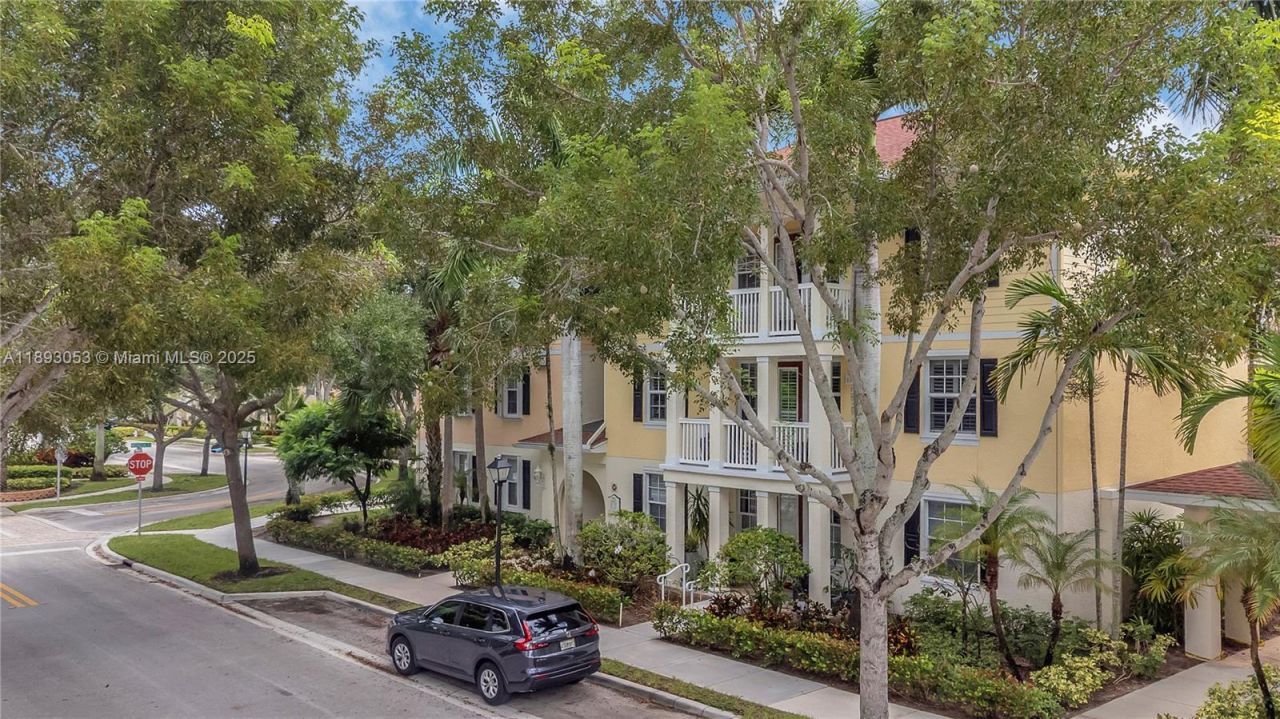 275 Murcia Dr, Unit 104, Jupiter, FL 33458 Photo