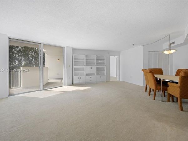 1300 NE Miami Gardens Dr, Unit 501E, Miami, FL 33179