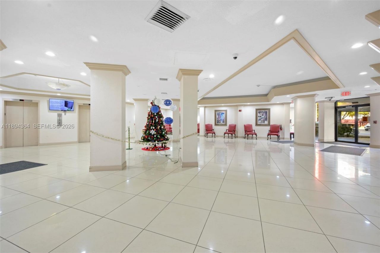 1300 NE Miami Gardens Dr, Unit 501E, Miami, FL 33179 Photo