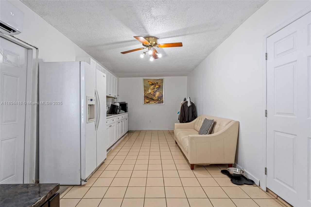 Please Call For Address, Miami, FL 33172 Photo