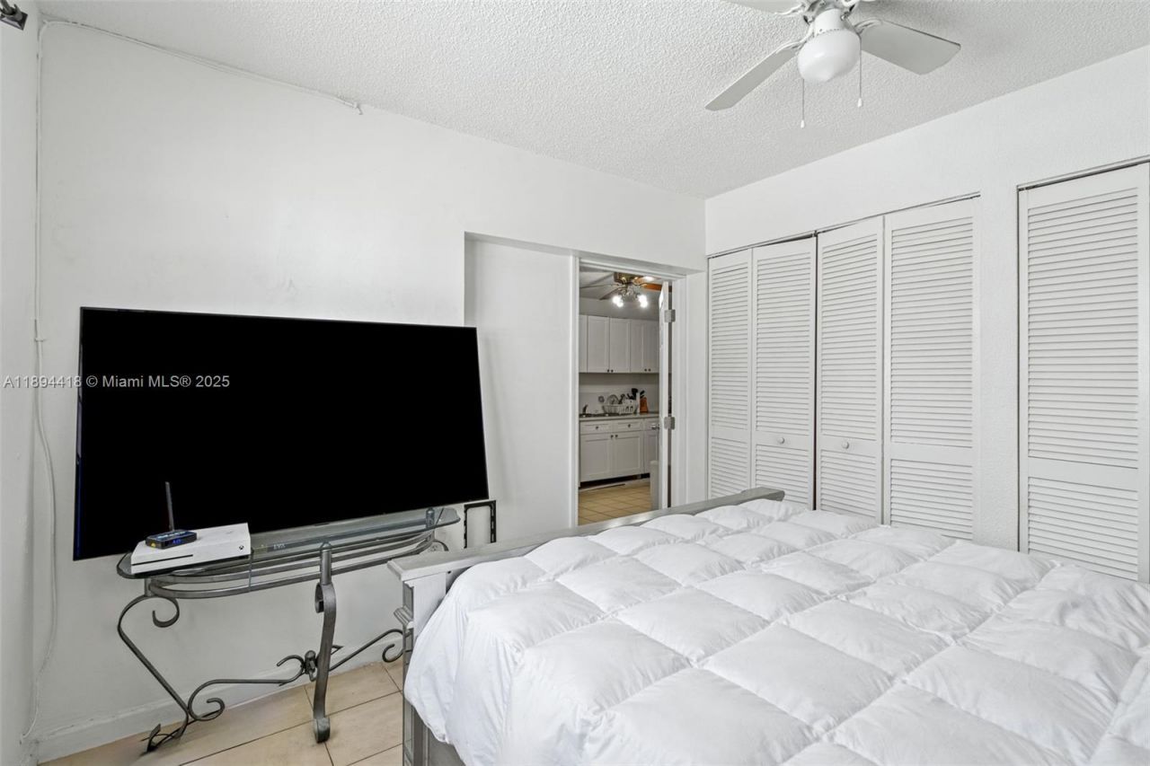 Please Call For Address, Miami, FL 33172 Photo