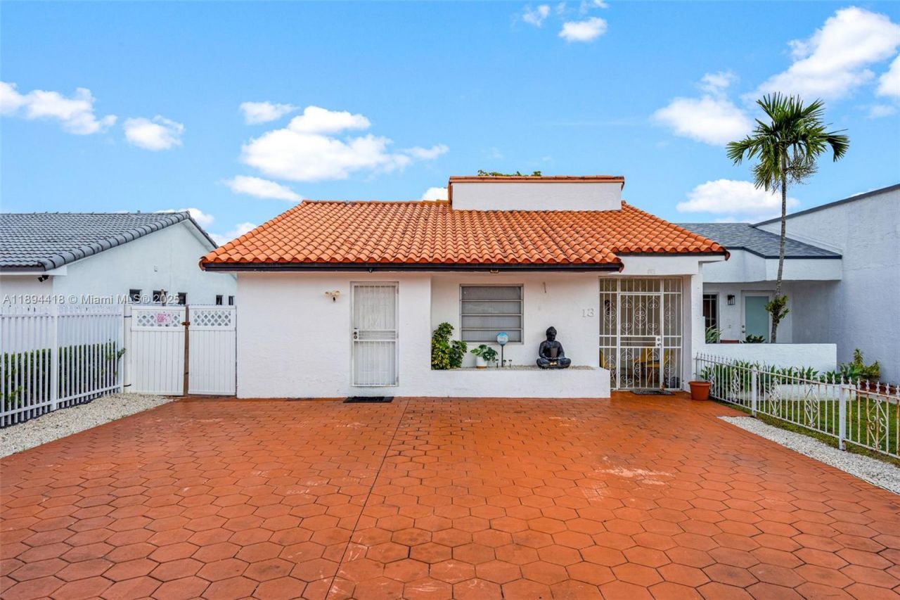 Please Call For Address, Miami, FL 33172 Photo